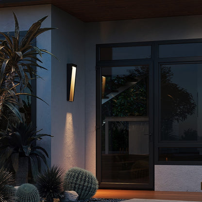 Outdoor Wall Sconce