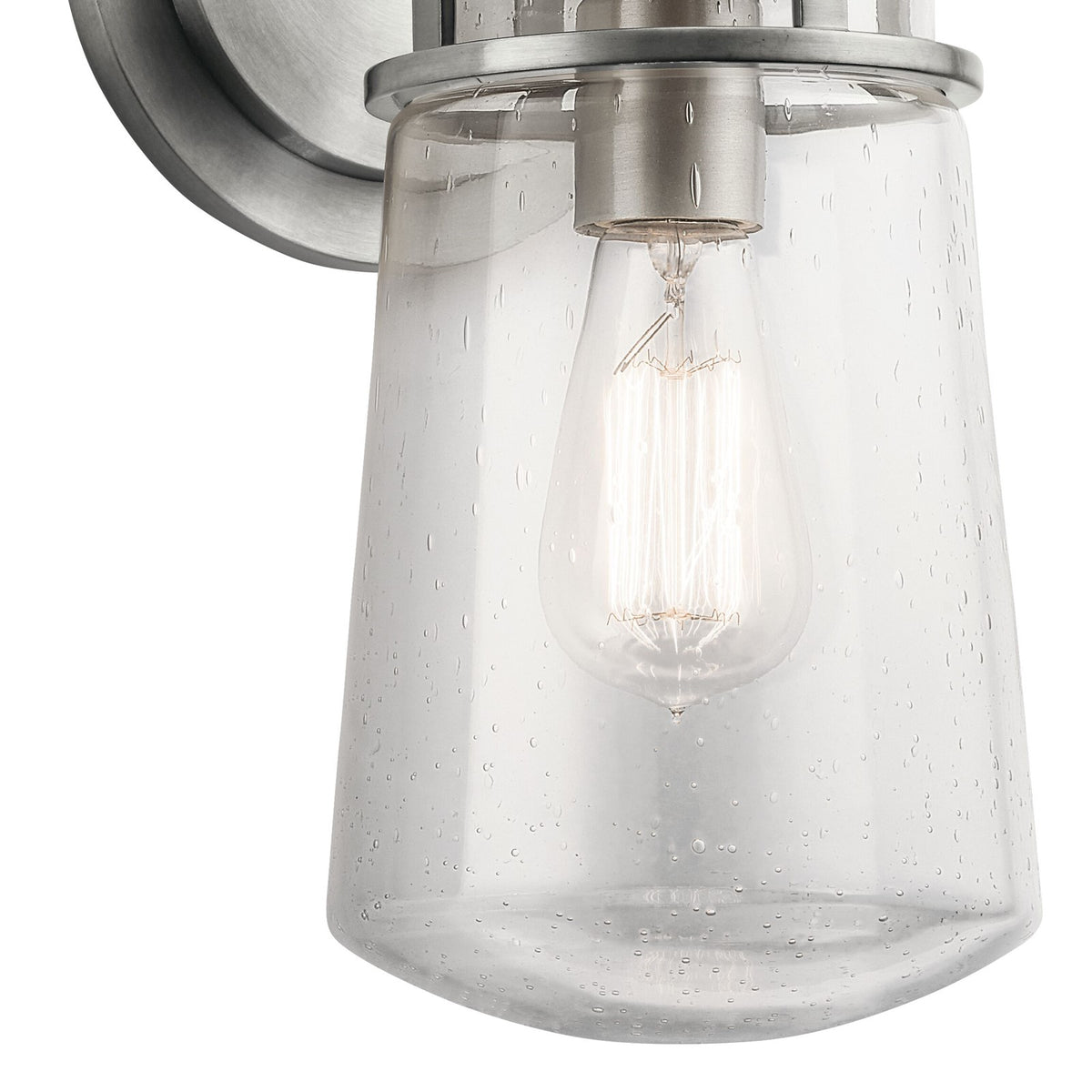 Kichler Lyndon 6in 1-Light Outdoor Wall Light | Transitional Brushed Aluminum and Clear Seeded Glass | Entryway & Covered Patio | Model 49445BA