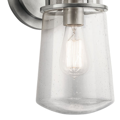 Kichler Lyndon 6in 1-Light Outdoor Wall Light | Transitional Brushed Aluminum and Clear Seeded Glass | Entryway & Covered Patio | Model 49445BA