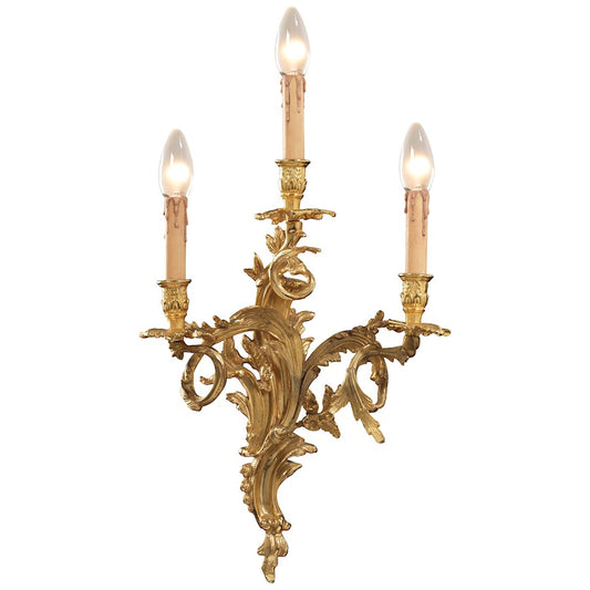 Metropolitan Lighting 3-Light Wall Sconce | Traditional Heirloom Gold | Hallway & Bedroom Accent Light | 13 x 8 x 24 in | Model N9673-R
