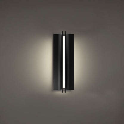 Modern Forms Strait 16" LED Outdoor Wall Light, 3500K, Black