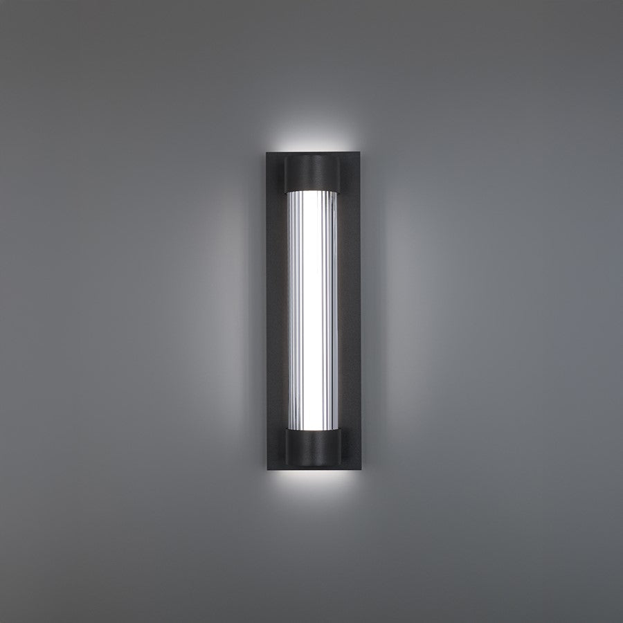 Modern Forms Chyzel 18" LED Outdoor Wall Light, Black/Clear/Frost