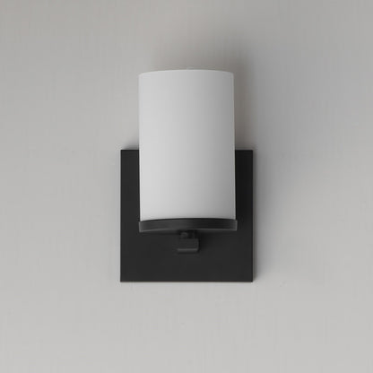 1 Light Wall Sconce