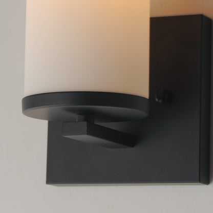 1 Light Wall Sconce