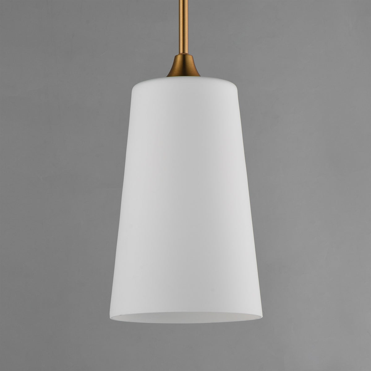 Maxim Lighting Hudson 1Lt 14.5" Single Pendant, Brass/White