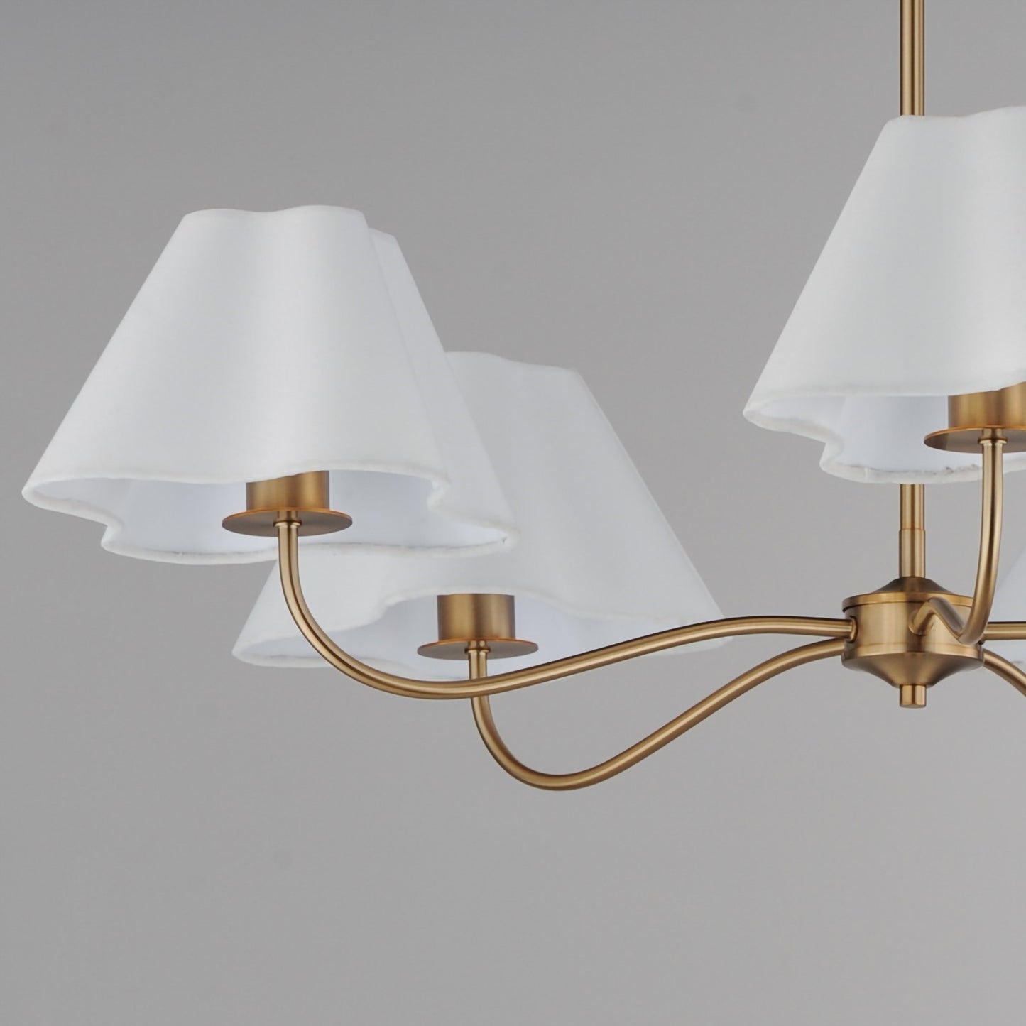 Maxim Lighting Saxon 5Lt 9.25" Chandelier, Natural Aged Brass/White