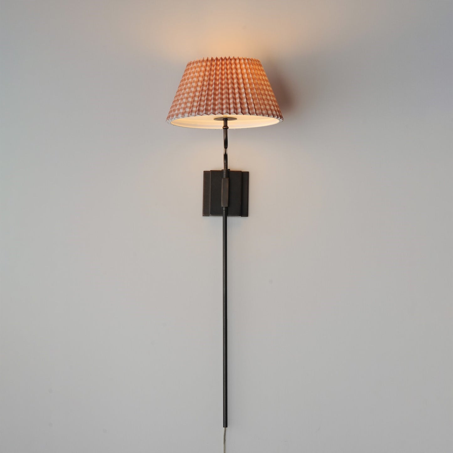 Maxim Lighting Dunbridge 1Lt 39.25" Wall Sconce, Beige/Bronze