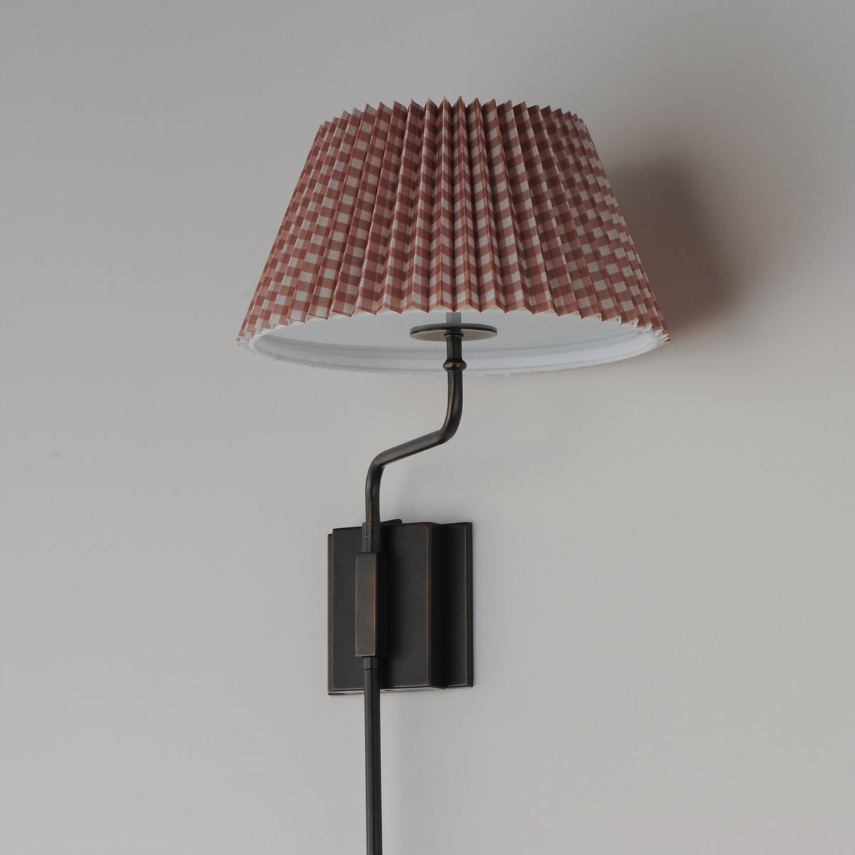 Maxim Lighting Dunbridge 1Lt 39.25" Wall Sconce, Beige/Bronze