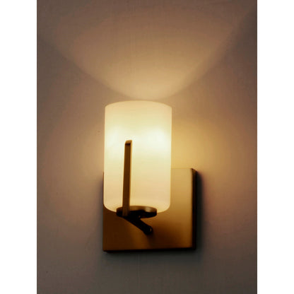 1 Light Wall Sconce