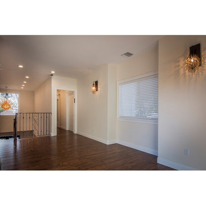 1 Light Wall Sconce