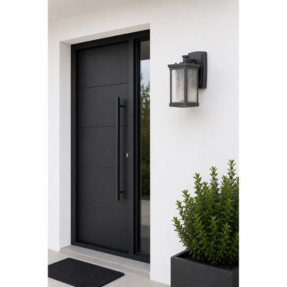 1 Light Wall Lantern