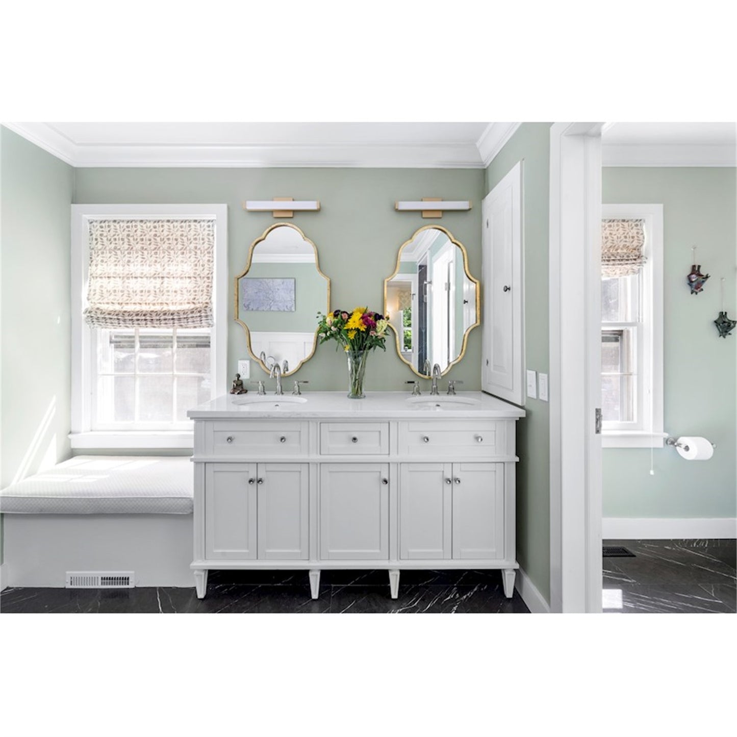 1 Light Bathroom Vanity Light, Gold