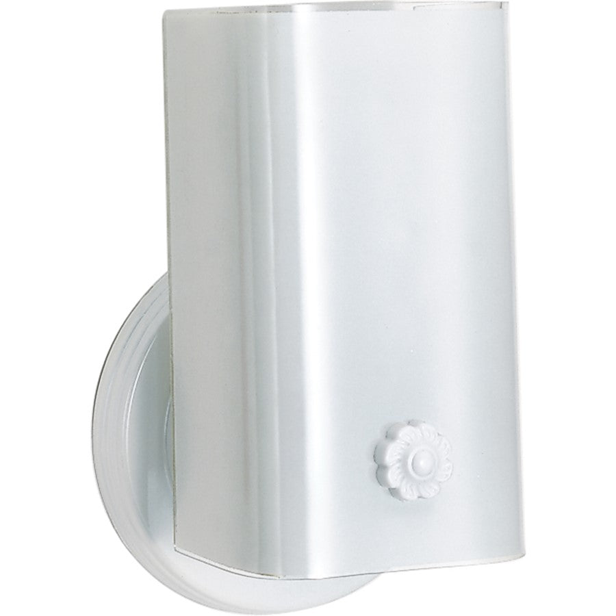 Nuvo Lighting 1-Light 7in Vanity Light | Traditional White Glass and White Finish | Bathroom Vanity | 4.5 x 4.25 x 7.5 in | Model SF77-086