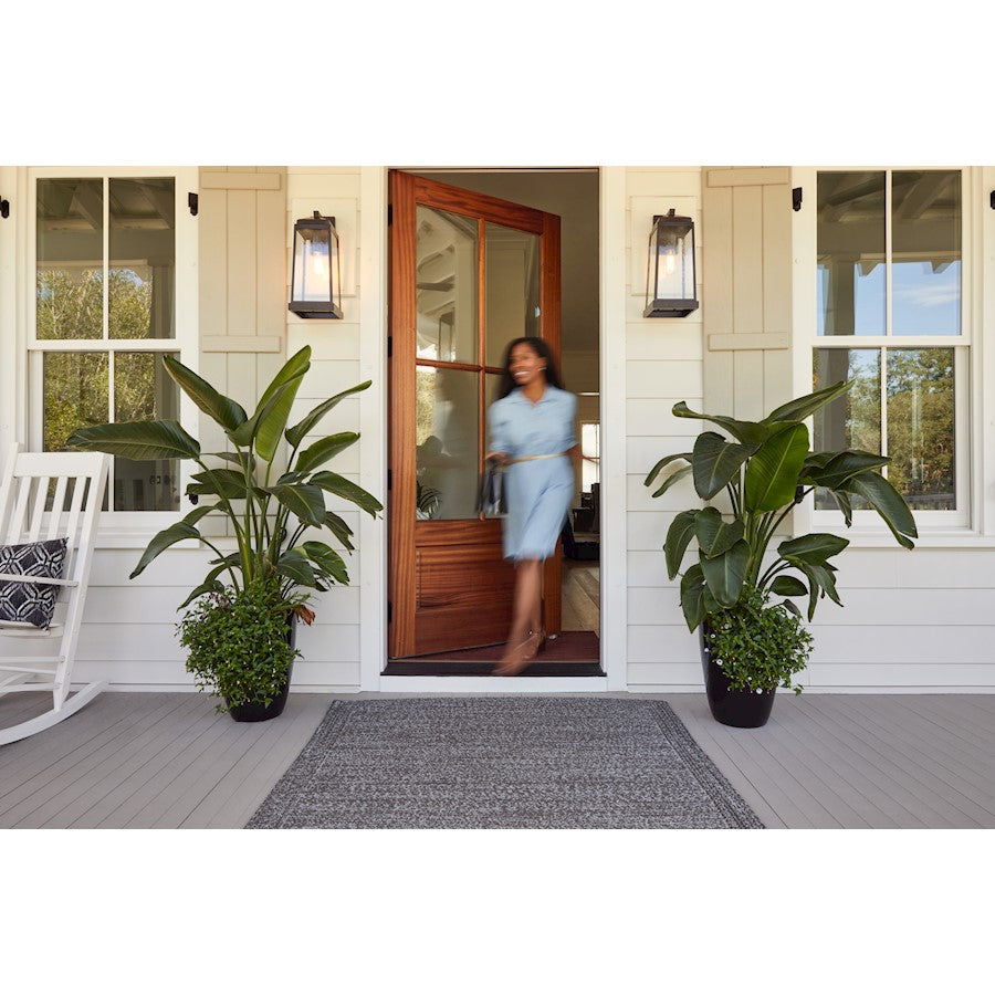 Outdoor Wall Lantern