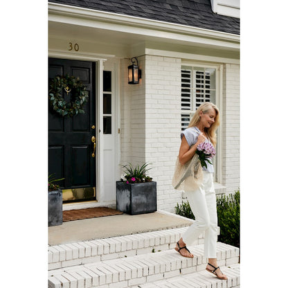Outdoor Wall Lantern