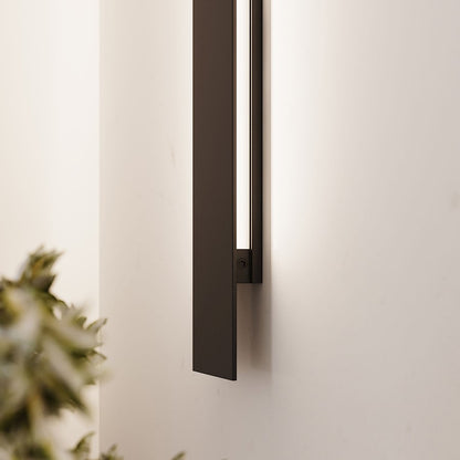 4' 2-Sided Wall Lamp