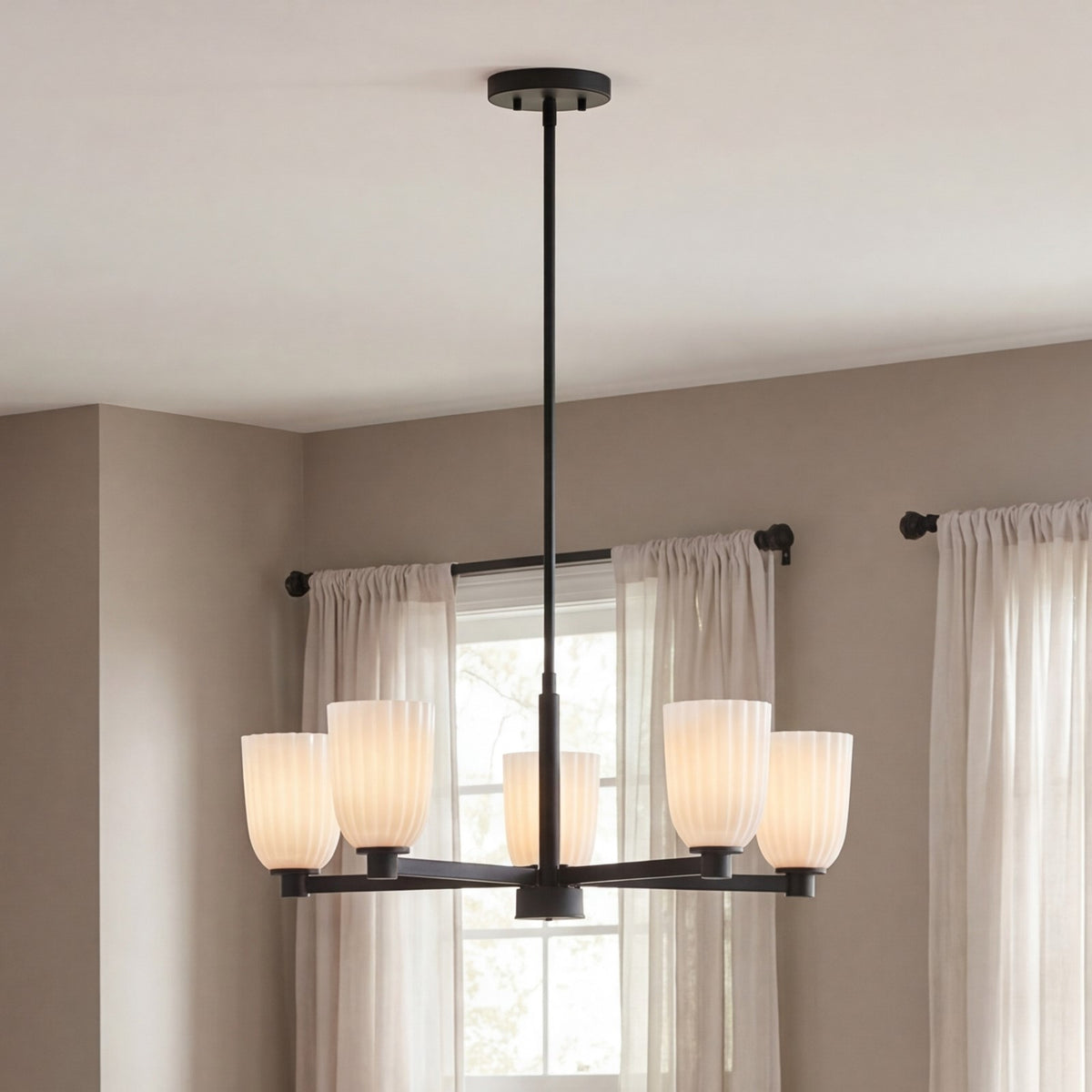 Savoy House Essentials Baldwin 5Lt Chandelier, Black/White Opal