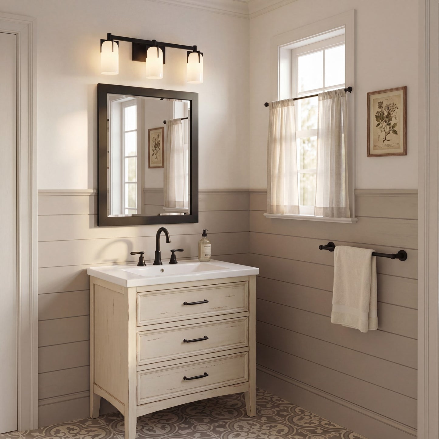 3 Light Bathroom Vanity Light, Matte Black