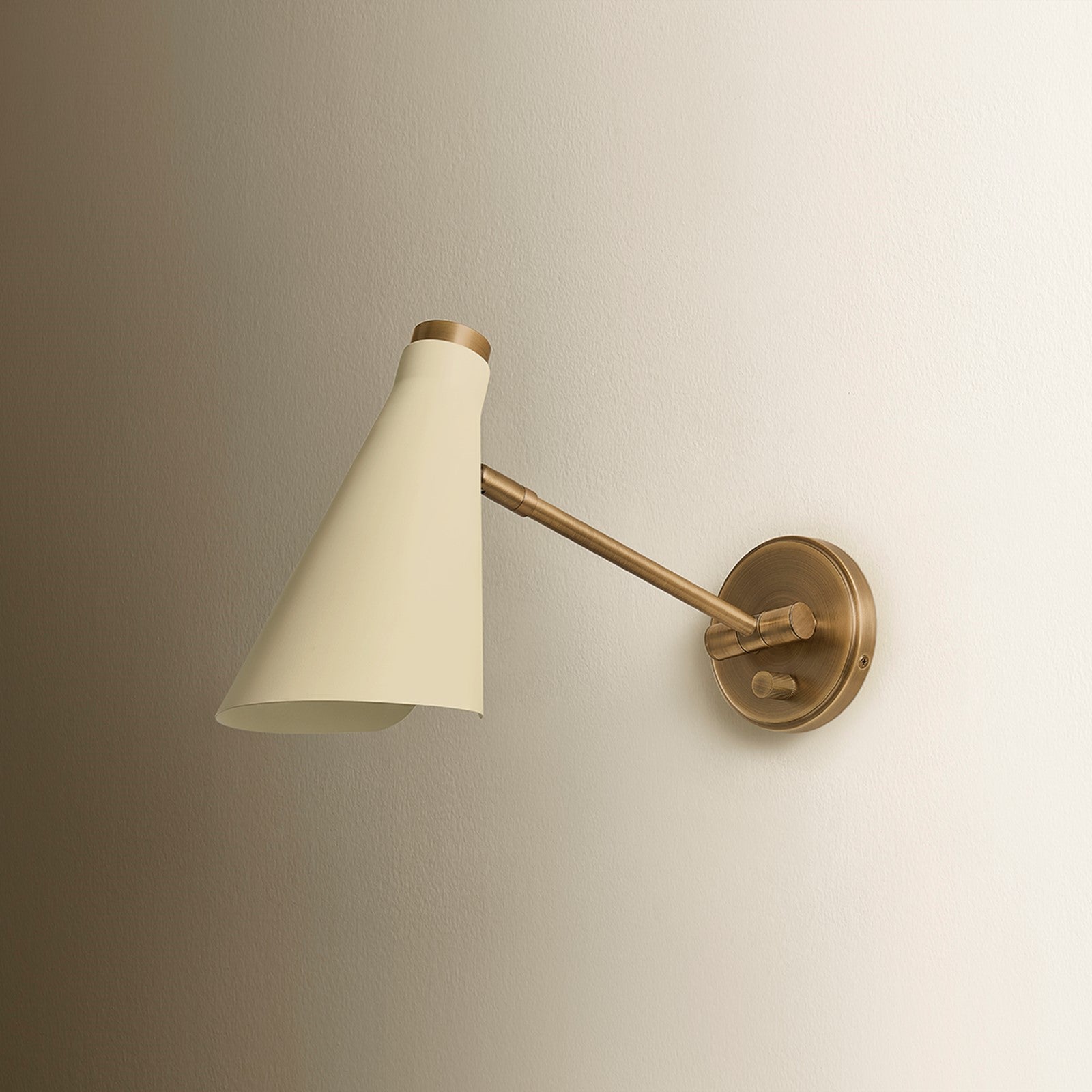 Troy Lighting Andersen 1Lt 10"H Wall Sconce, Patina Brass/Sand