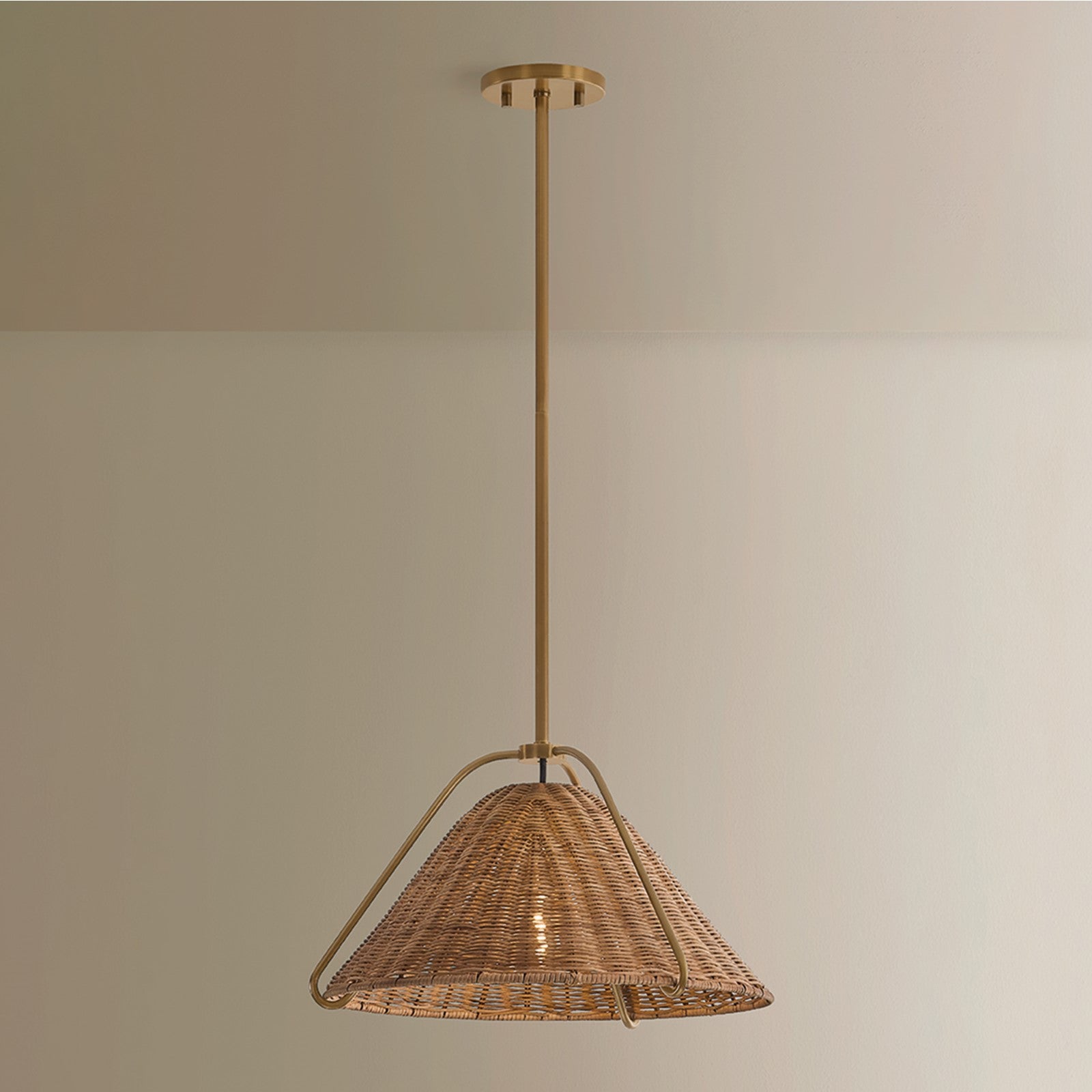 Troy Lighting Richard 1Lt 17"W Pendant, Patina Brass/Natural Rattan