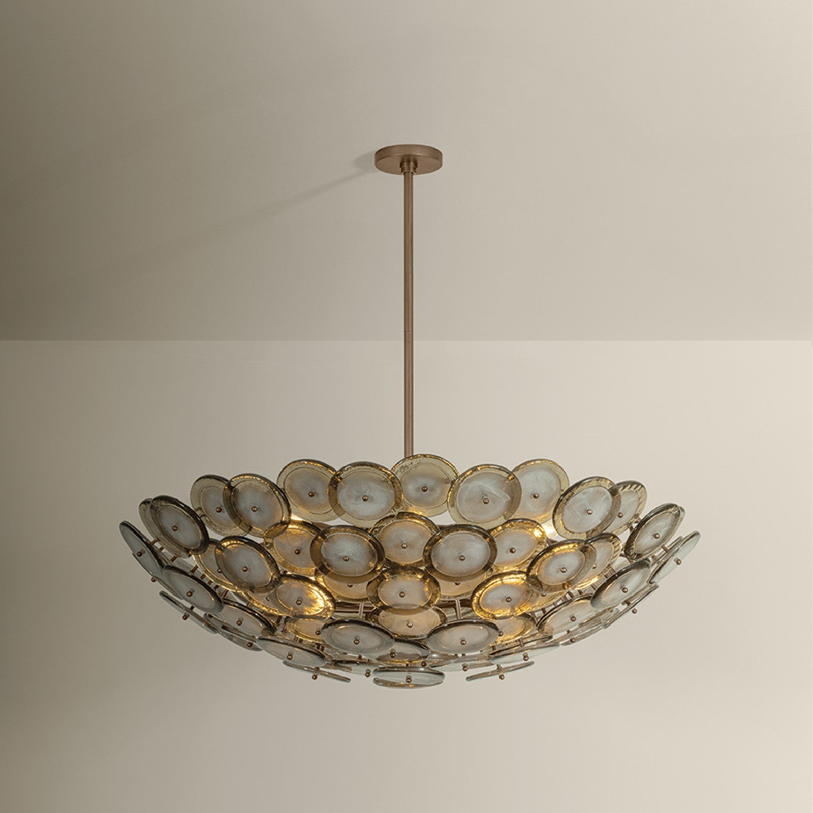 Troy Lighting Wassama 14Lt Chandelier, Brass/Blonchino Piastre, Brz