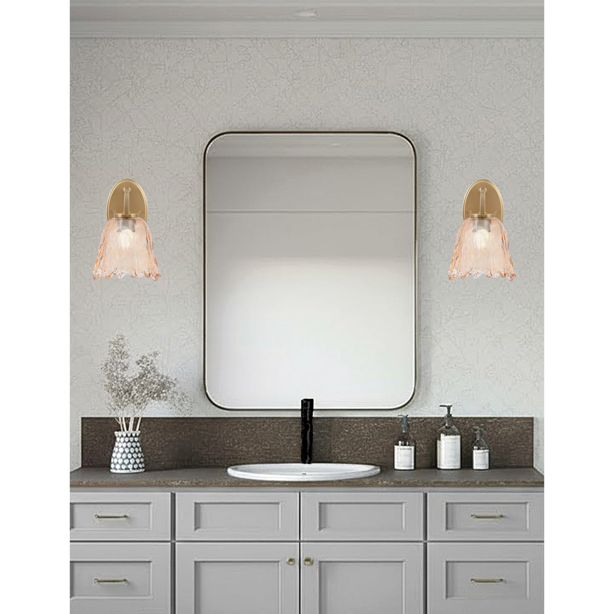 Toltec Kurve 7in 1-Light Downlight Wall Sconce | Modern New Age Brass and Amber Lava Glass | Bathroom & Hallway | Model 3720-NAB-4233