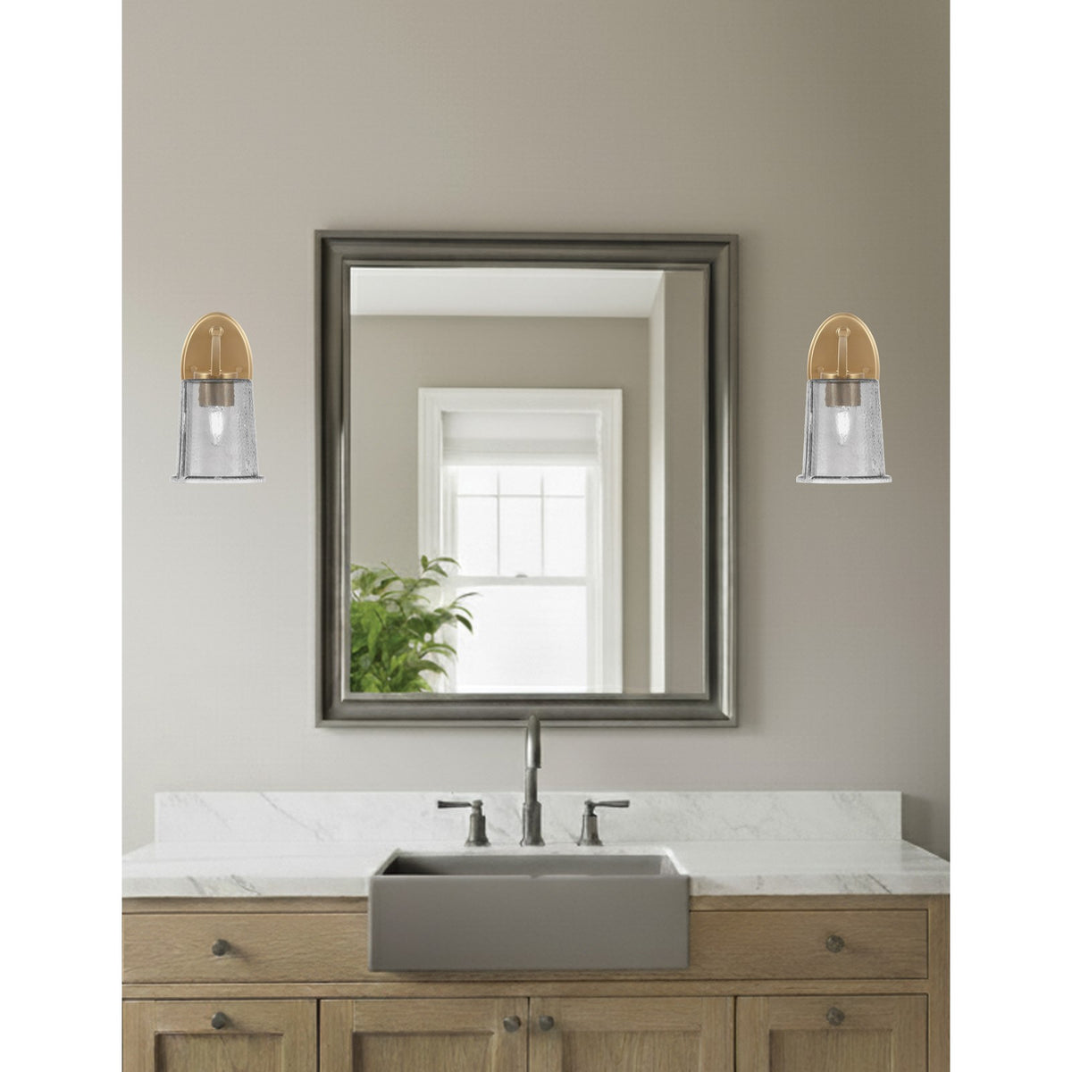 Toltec Kurve 5in 1-Light Wall Sconce | Modern New Age Brass and Smoke Bubble Glass | Bathroom & Hallway | 8 x 5 x 9.25 in | Model 3720-NAB-5032