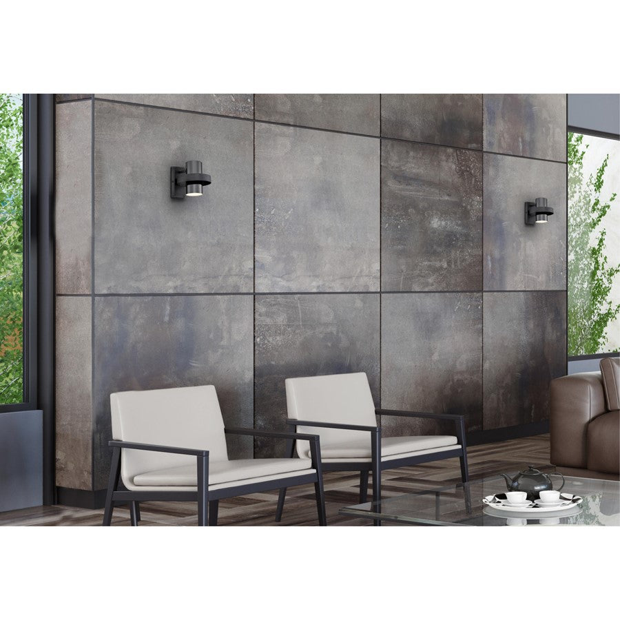 Westinghouse Exton 8in 1-Light Wall Sconce | Distressed Aluminum and Gun Metal | Bathroom & Hallway | 8 x 9 x 7 in | Model 6369100