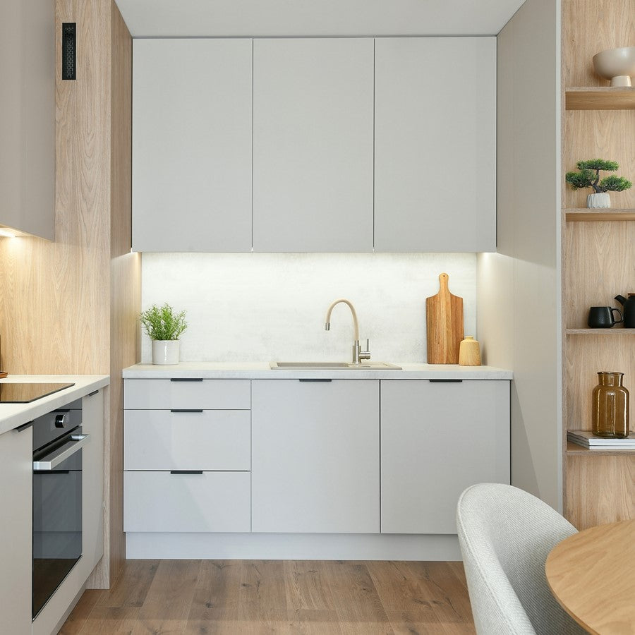 AFX Lighting Riley 9'' LED Under Cabinet/5W, White/White