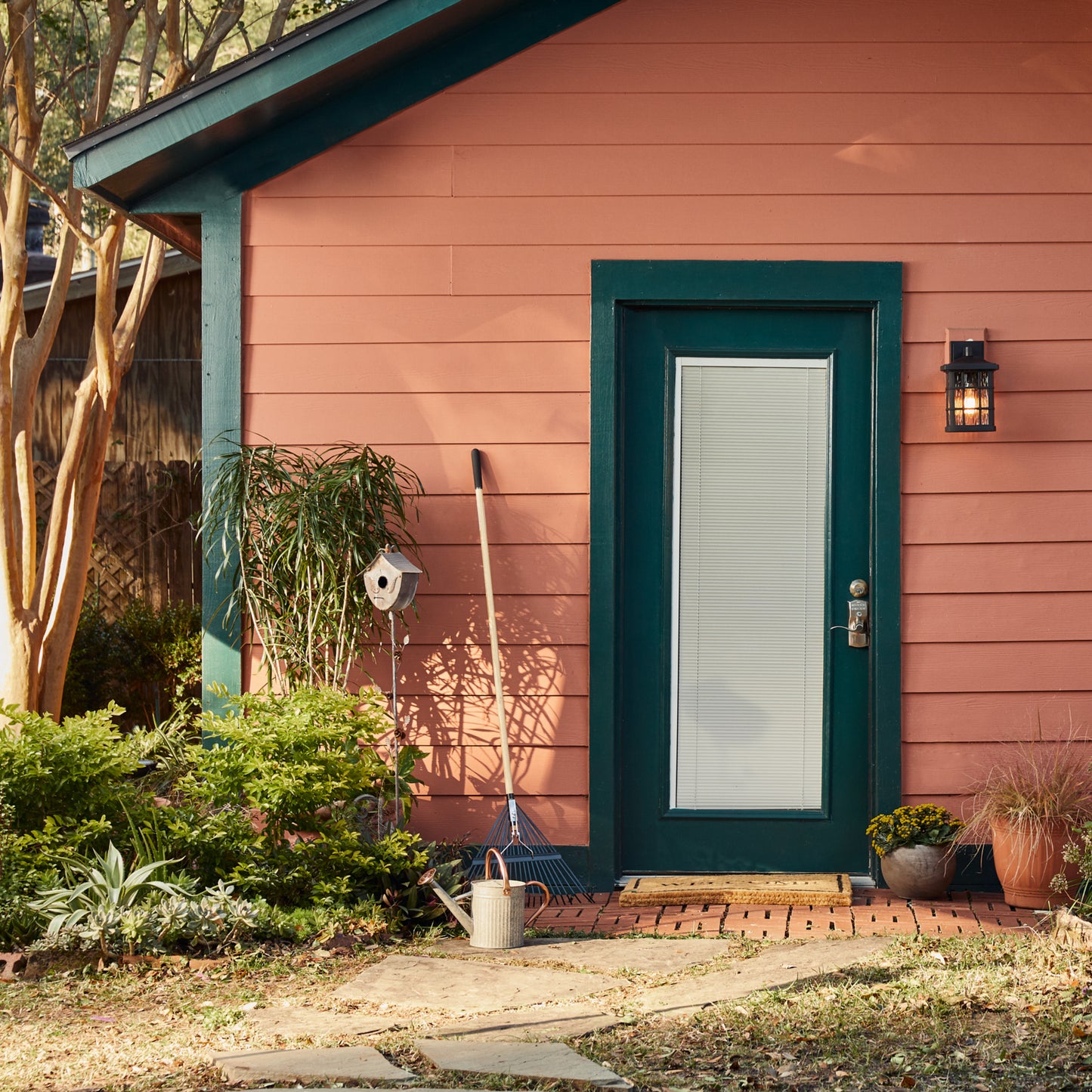 Outdoor Wall Lantern