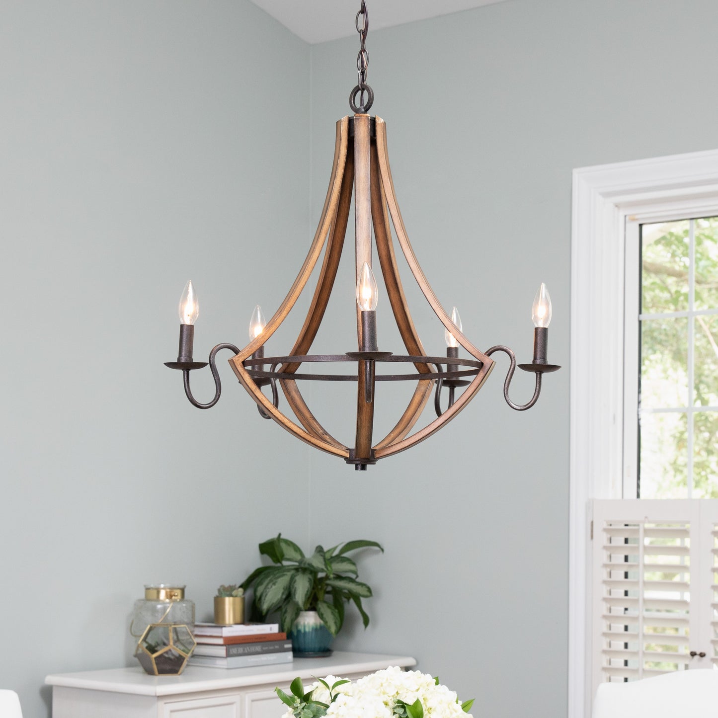 Quoizel Shire Chandelier, Rustic Black