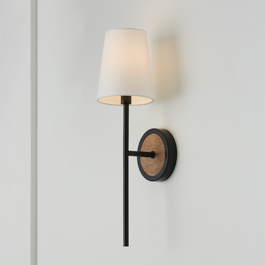 1 Wall Sconce