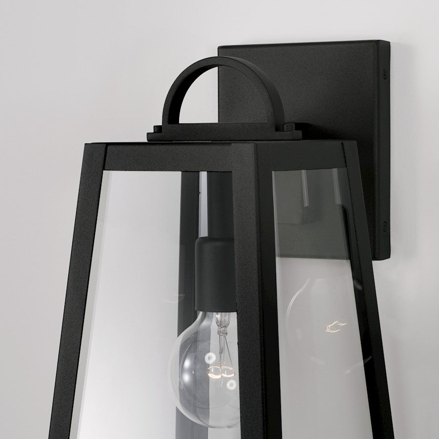 Outdoor Wall Lantern