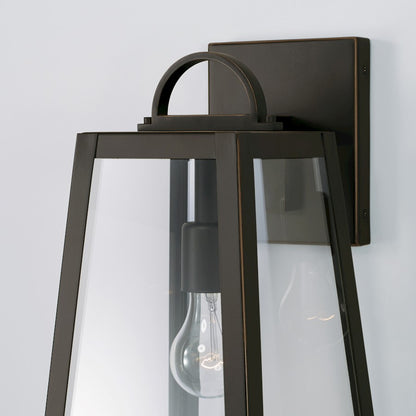 Outdoor Wall Lantern