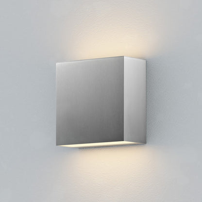 1 Light Outdoor Wall Sconce