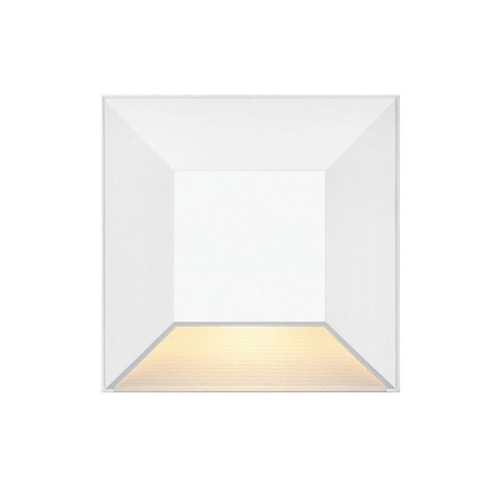 Hinkley Lighting Nuvi LED Light Landscape Deck/Patio, Matte White - 15222MW