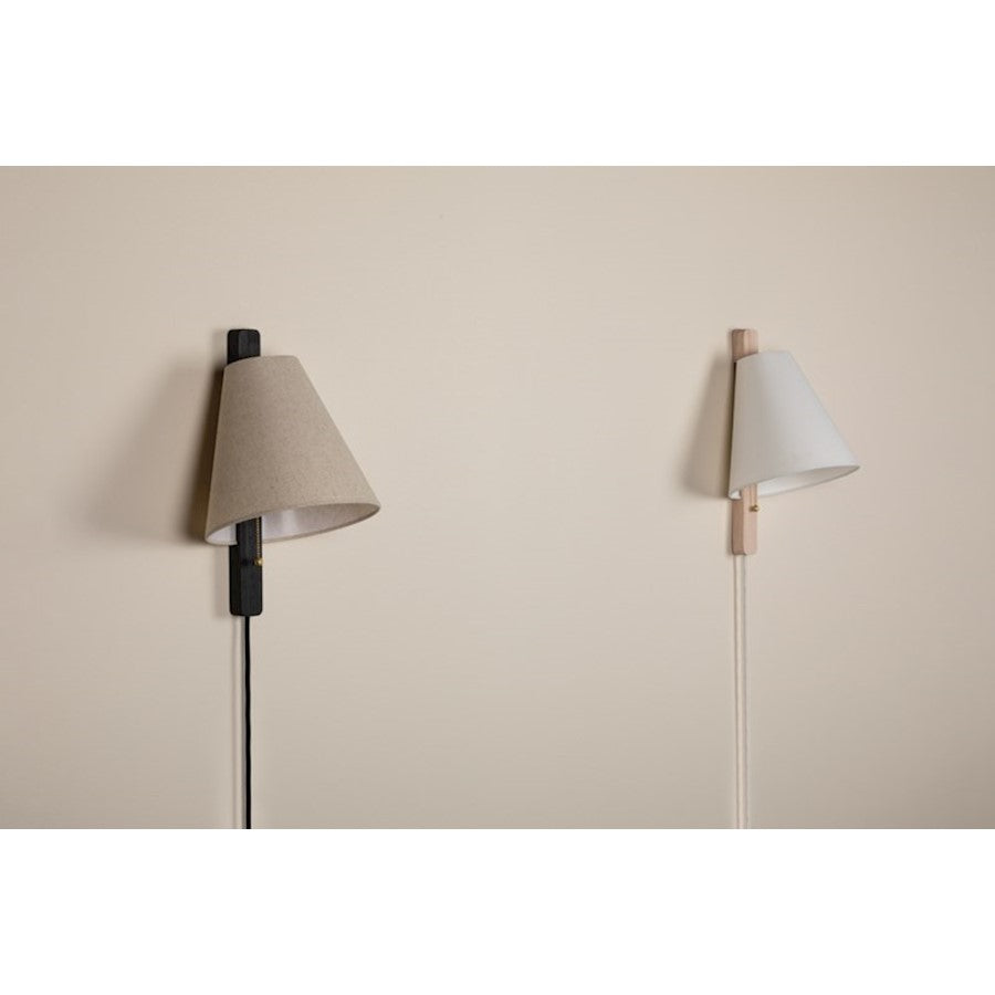 1 Light Plug-In Wall Sconce