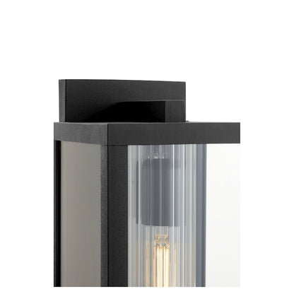 1 Light Outdoor Lantern