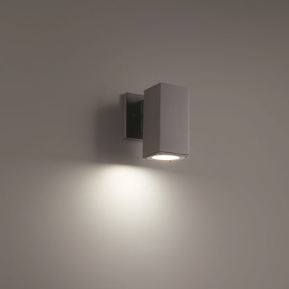 Outdoor Wall Sconce