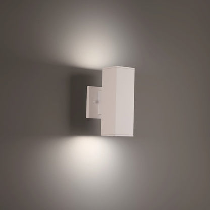 Outdoor Wall Sconce